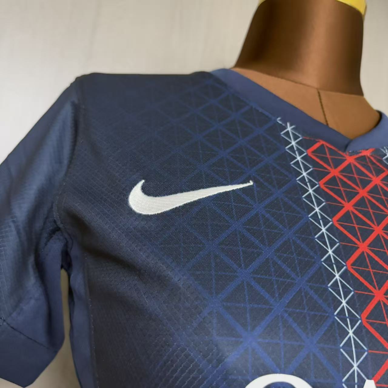 Camisa PSG 1 - Feminina - 2025/26