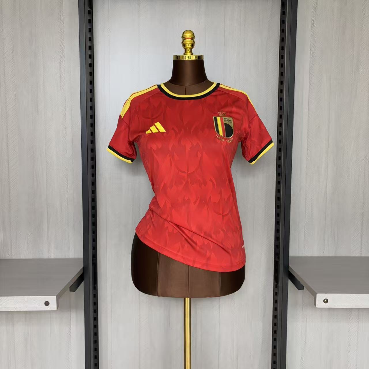 Camisa Bélgica 1 - Feminina - 2026/27
