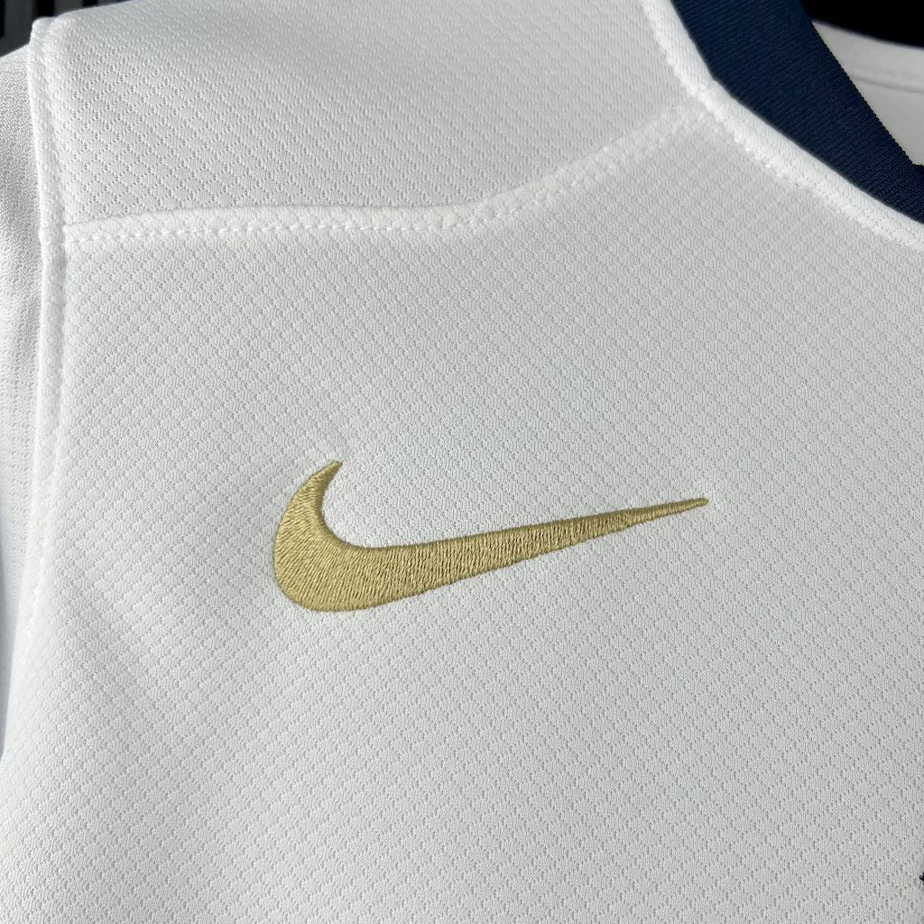 Camisa Barcelona - Especial White Version - 2024/25