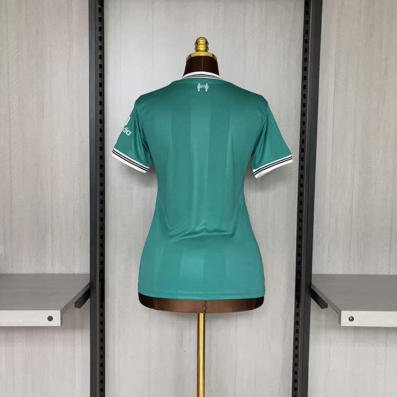 Camisa Liverpool 3 - Feminina - 2025/26