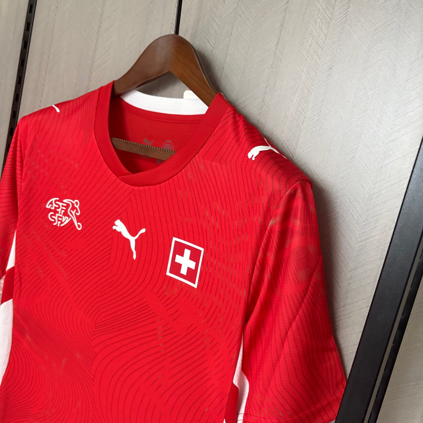 Camisa Suíça 1 - 2026/27