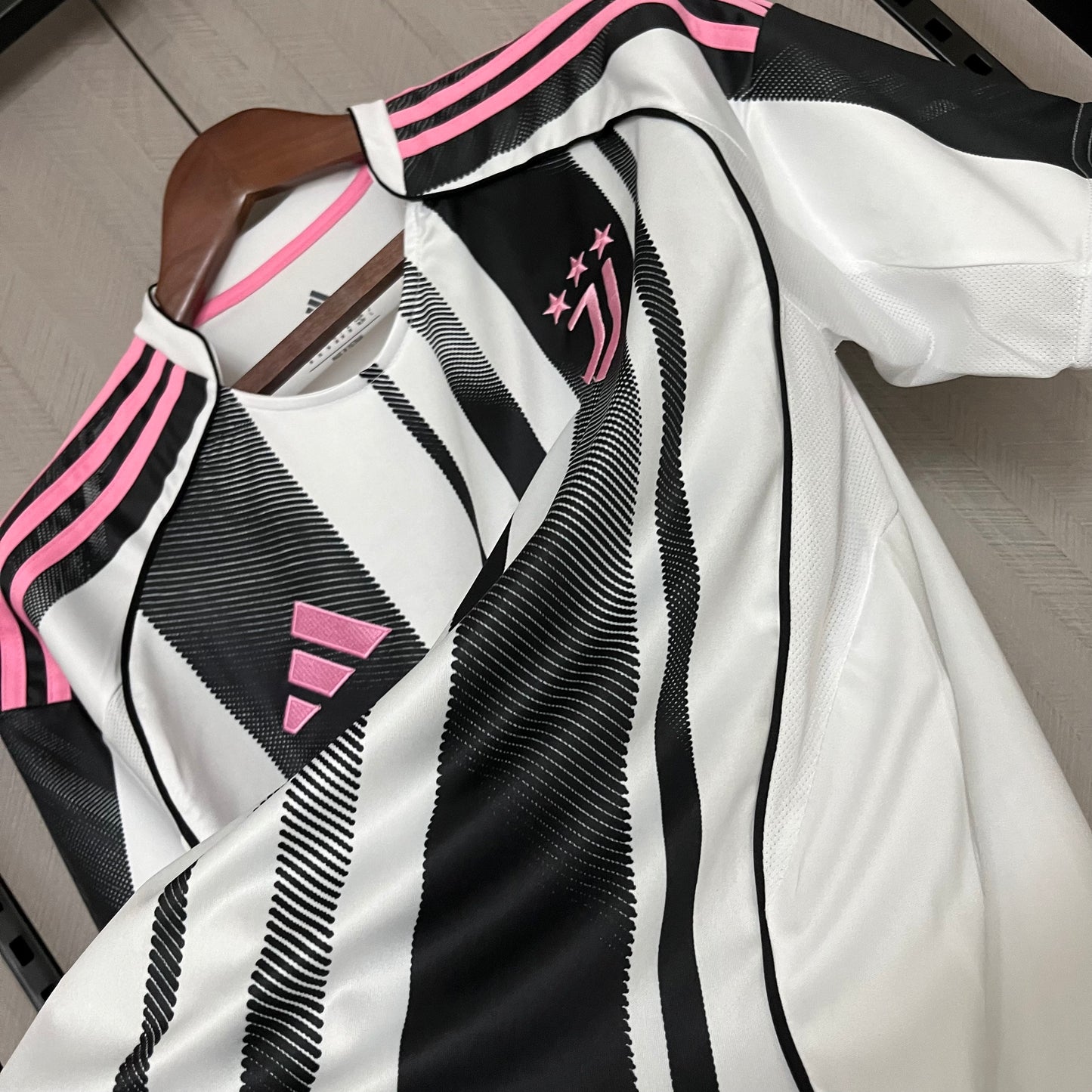 Camisa Juventus 1 - 2025/26