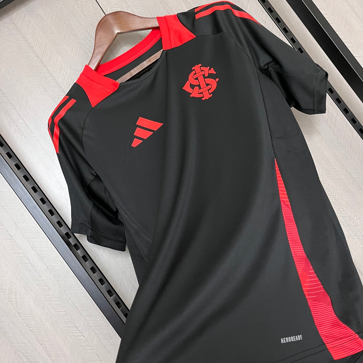 Camisa Internacional Treino - 2025/26