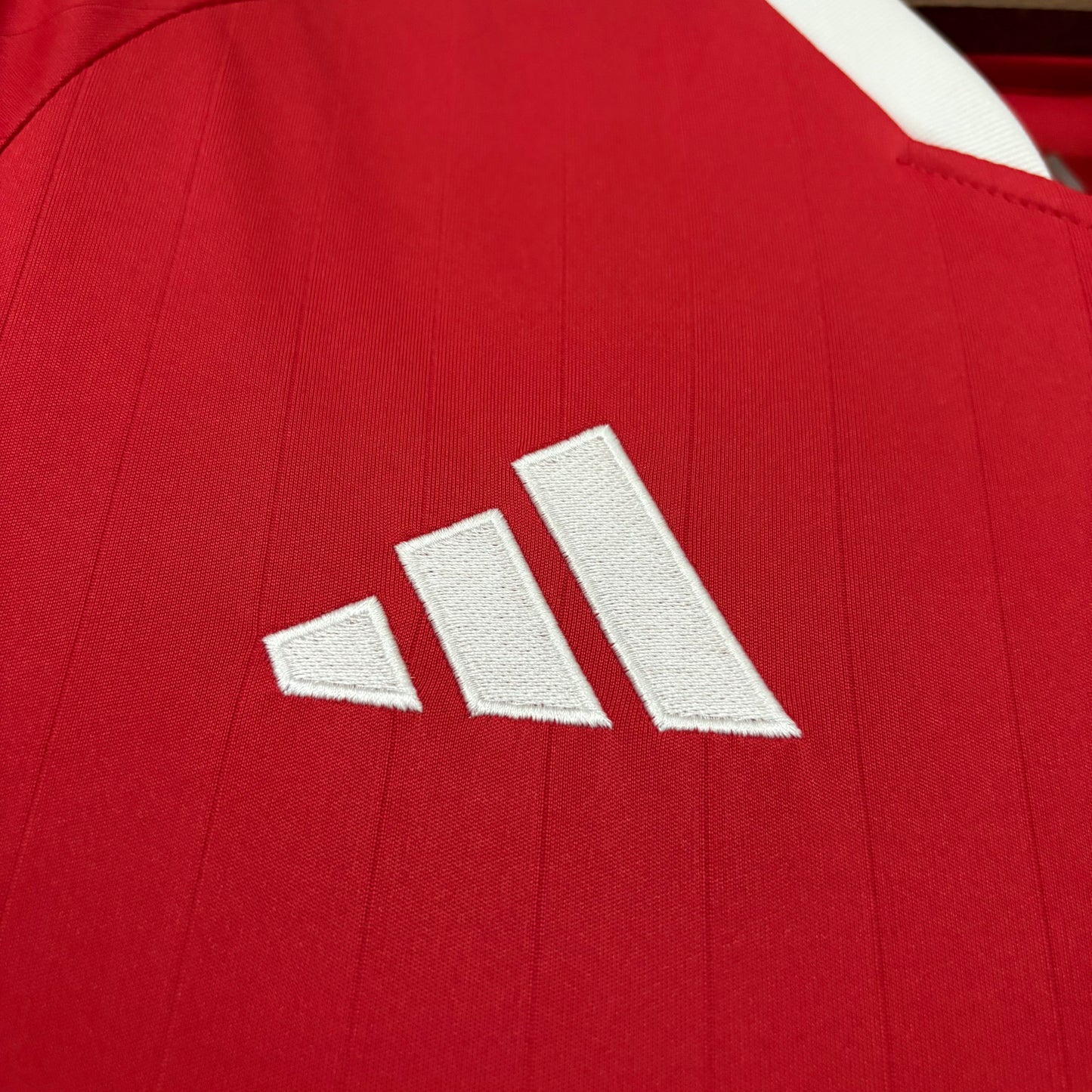 Camisa Internacional 1 - 2026/27