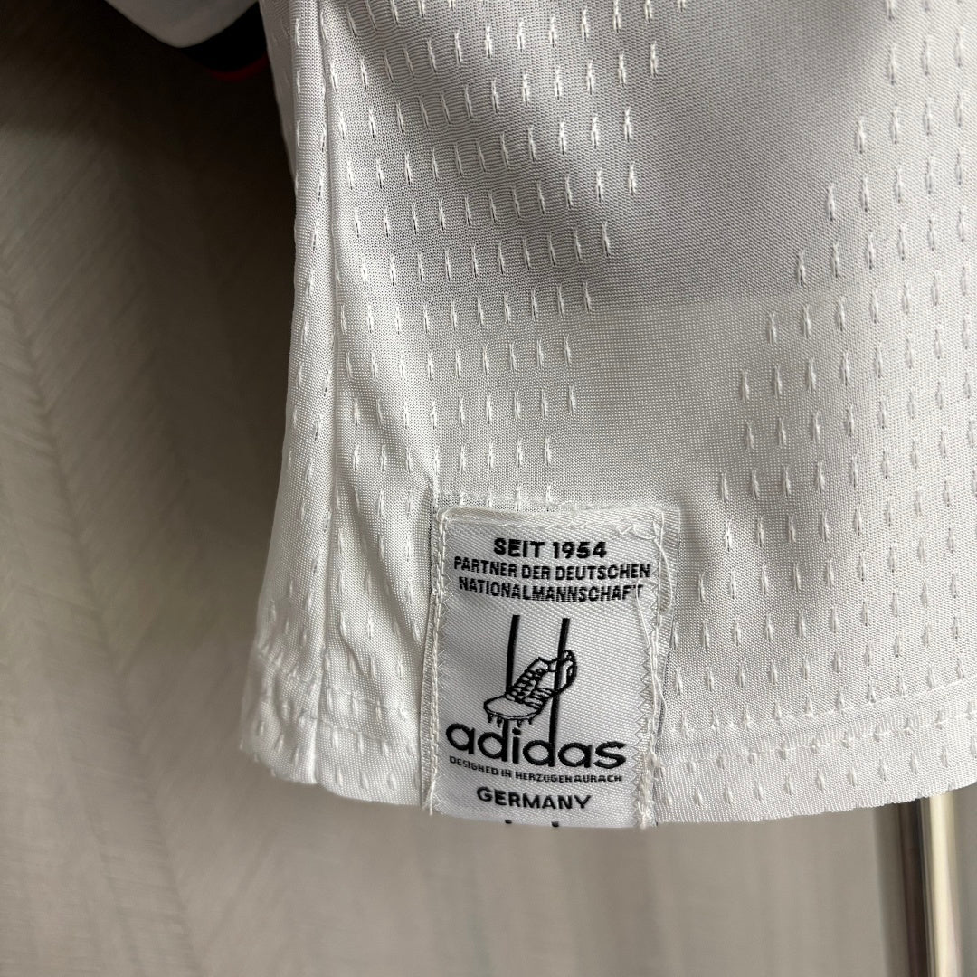 Camisa Alemanha 1 - Modelo Jogador Manga Longa - 2026/27