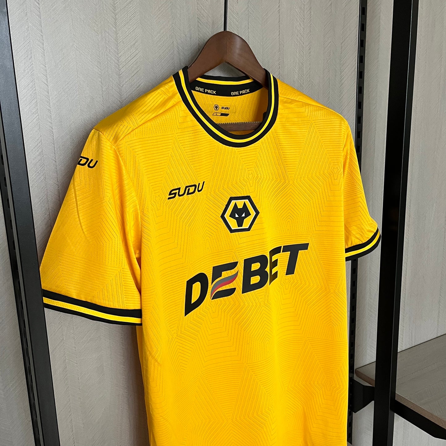 Camisa Wolves 1 - 2024/25