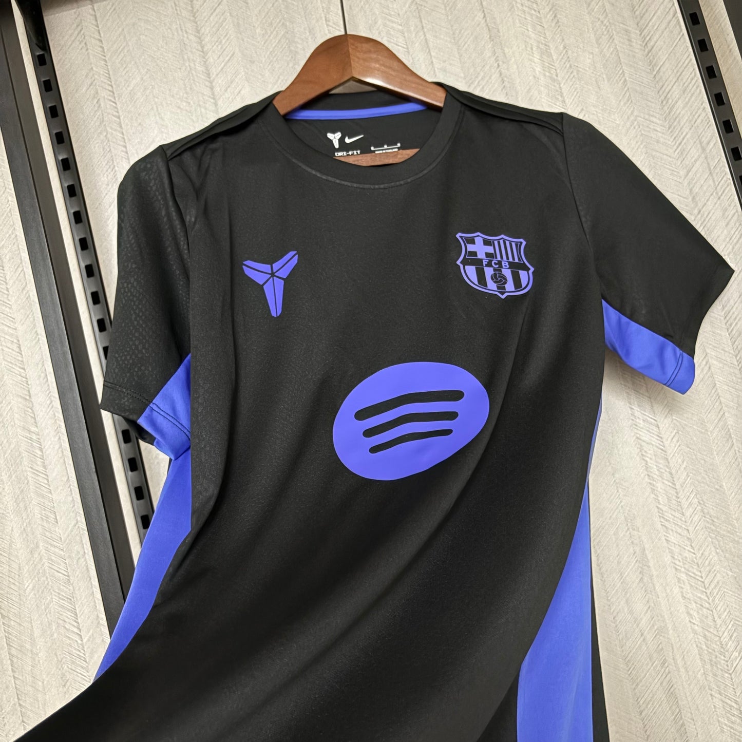 Camisa Barcelona - Mamba Negra - 2025/26