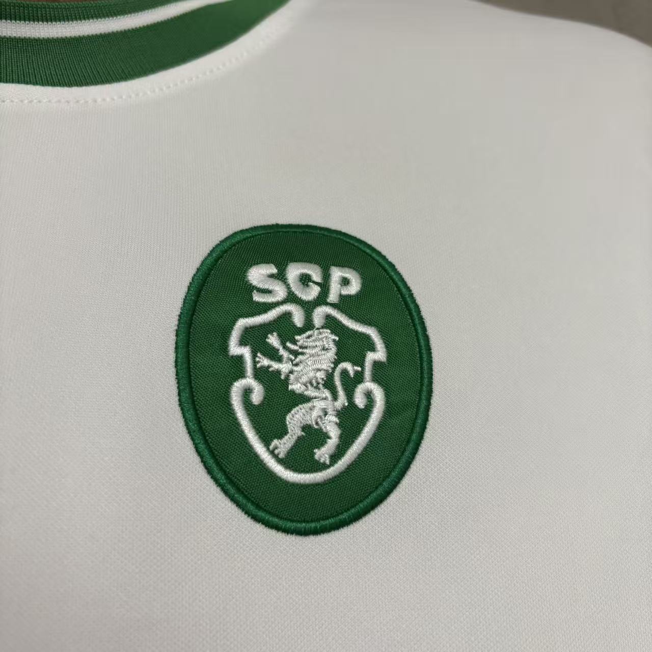 Camisa Sporting - Estilo Retrô - 2025/26