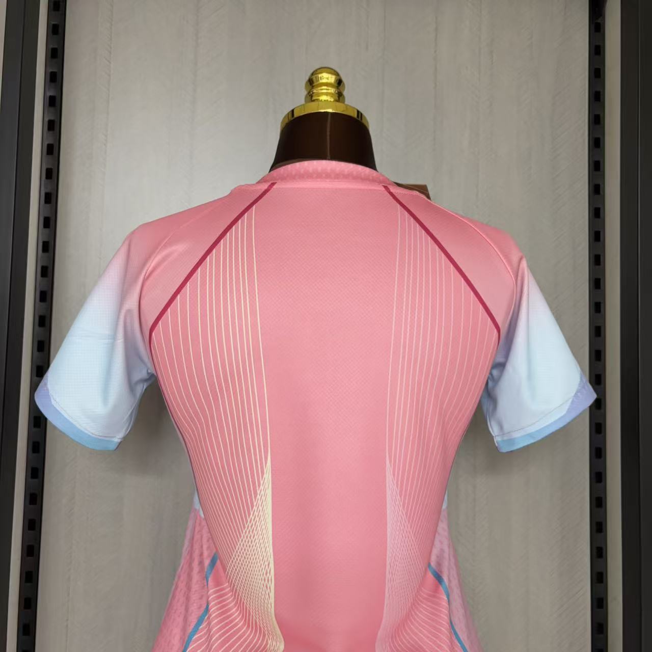 Camisa Barcelona Rosa - Feminina - 2025/26