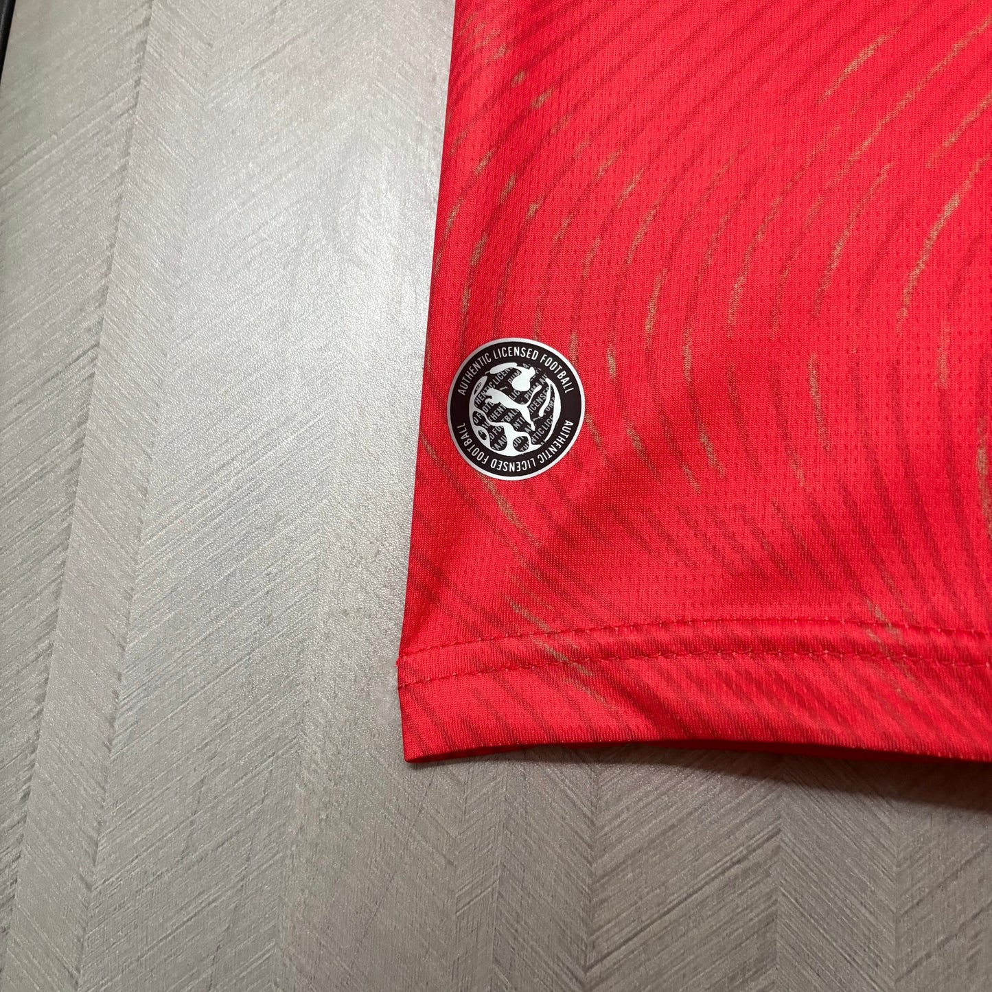 Camisa Suíça 1 - 2026/27