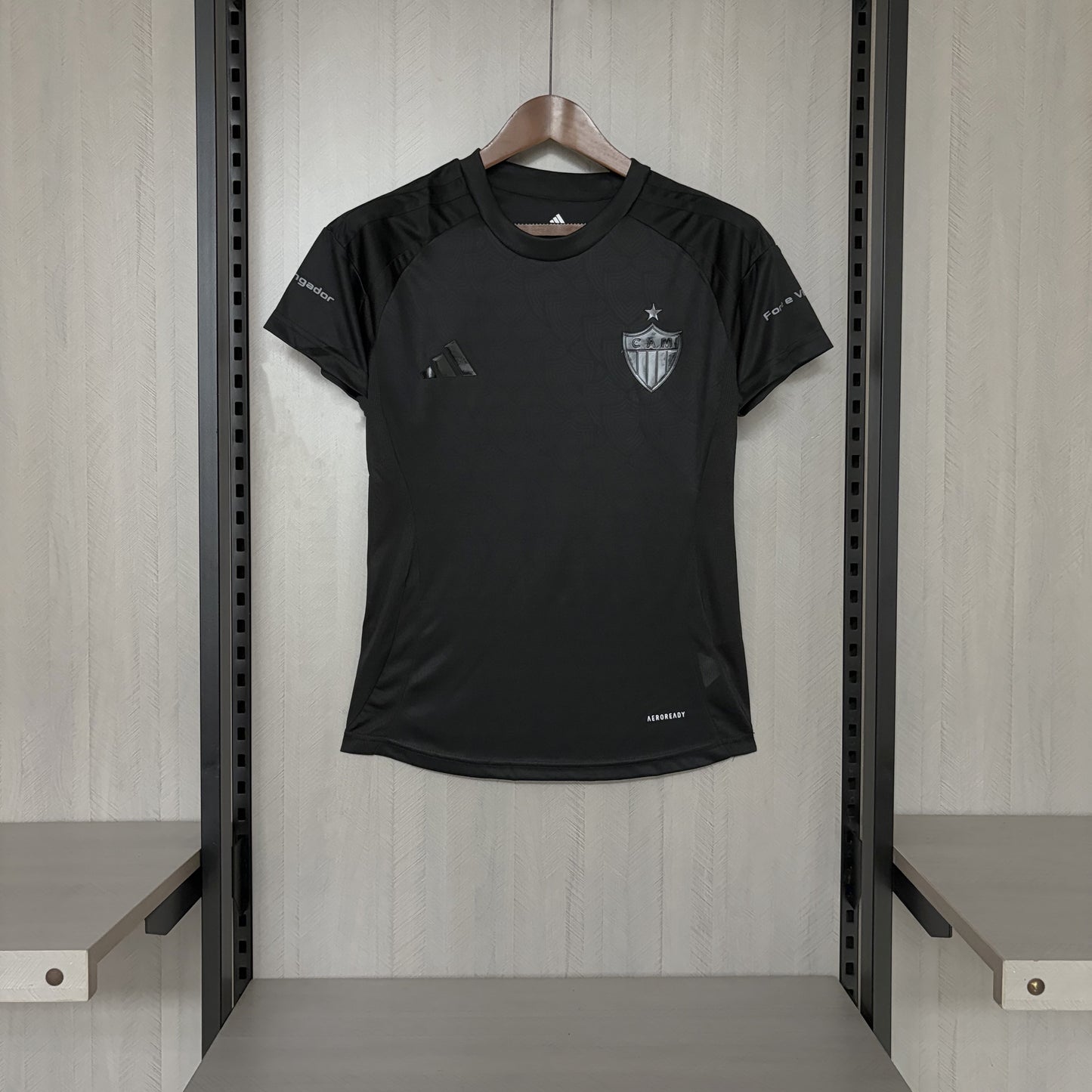 Camisa Atlético MG - All Black - Feminina - 2025/26