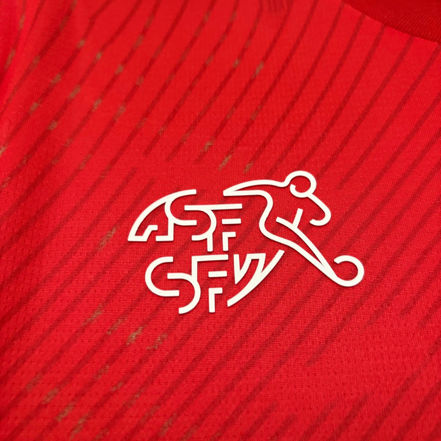 Camisa Suíça 1 - 2026/27