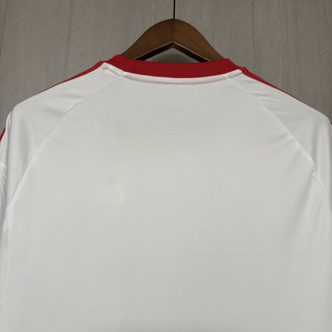 Camisa Sevilla 1 - 2025/26