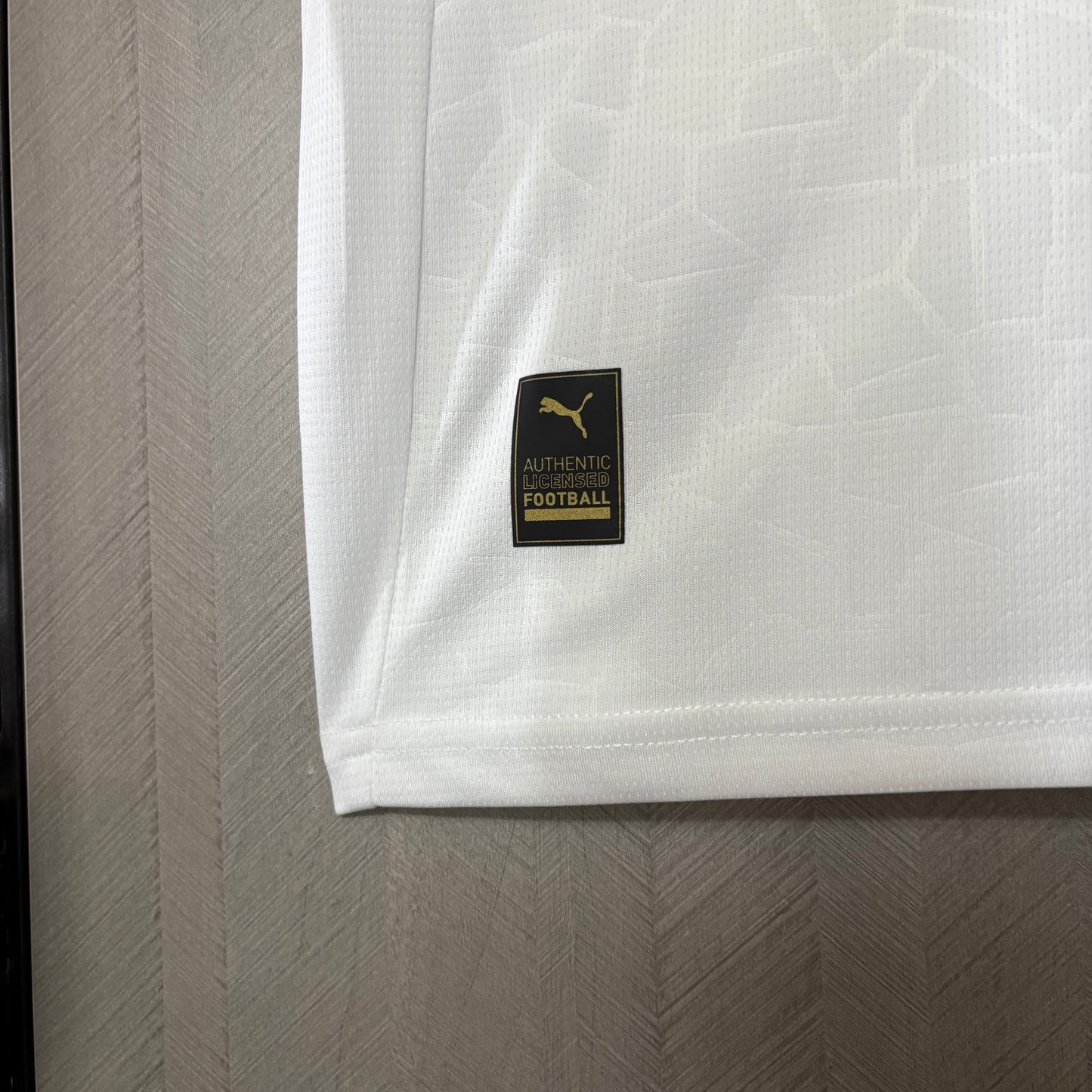 Camisa Valencia 1 - 2025/26