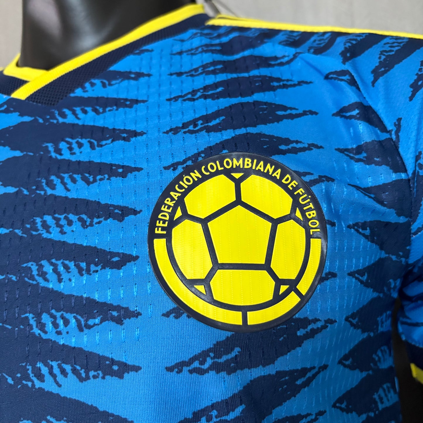 Camisa Colômbia 2 - Modelo Jogador - 2026/27