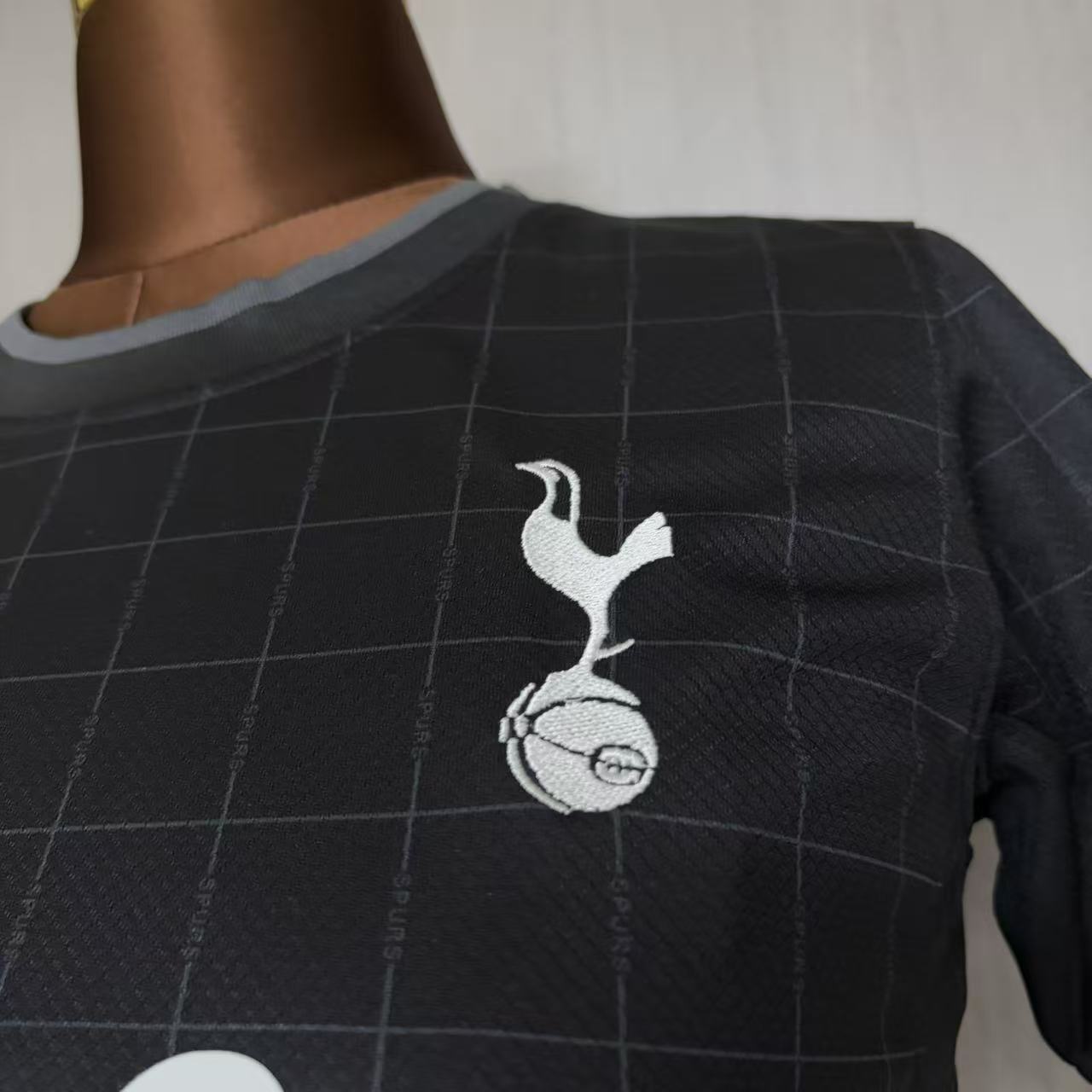 Camisa Tottenham 2 - Feminina - 2025/26