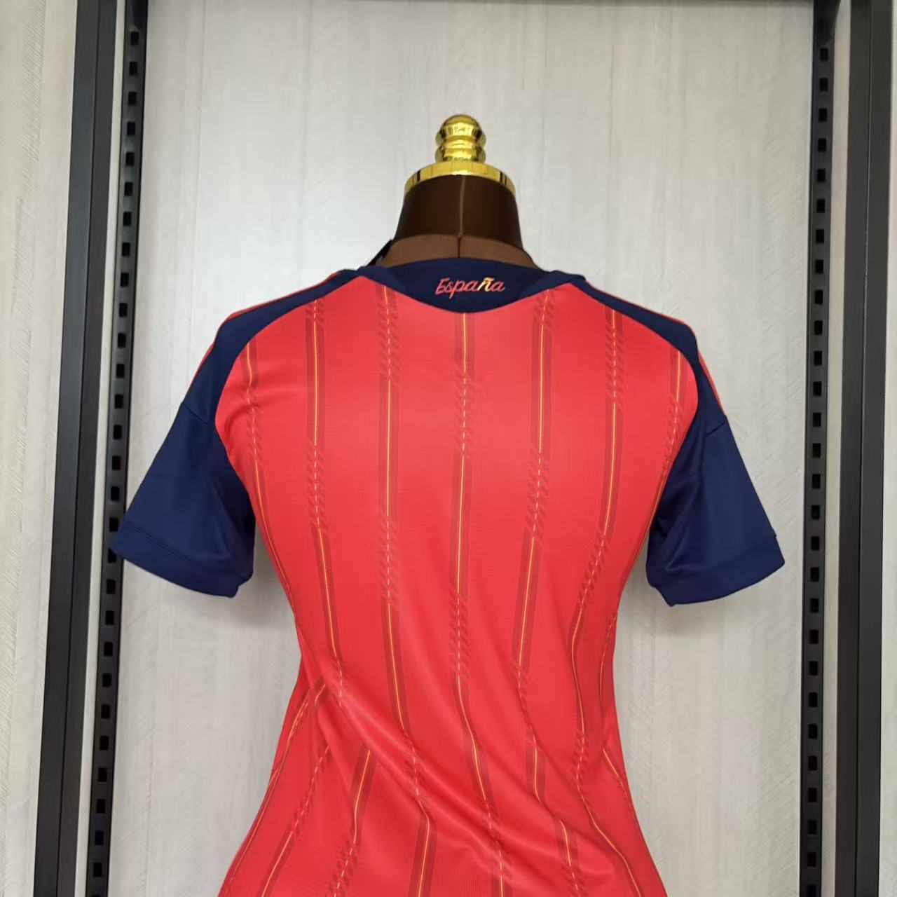 Camisa Espanha 1 - Feminina - 2026/27