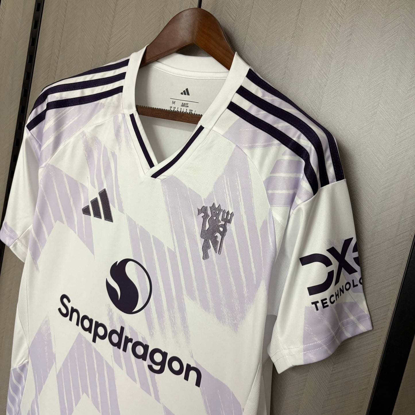 Camisa Manchester United 2 - 2024/25