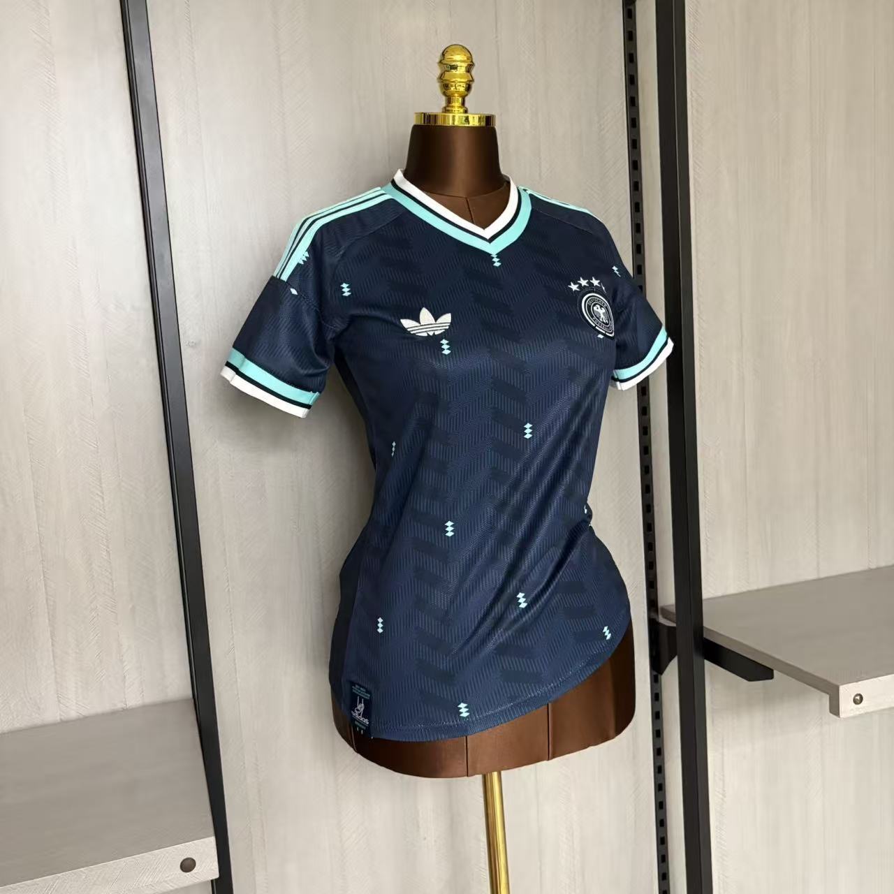 Camisa Alemanha 2 - Feminina - 2026/27