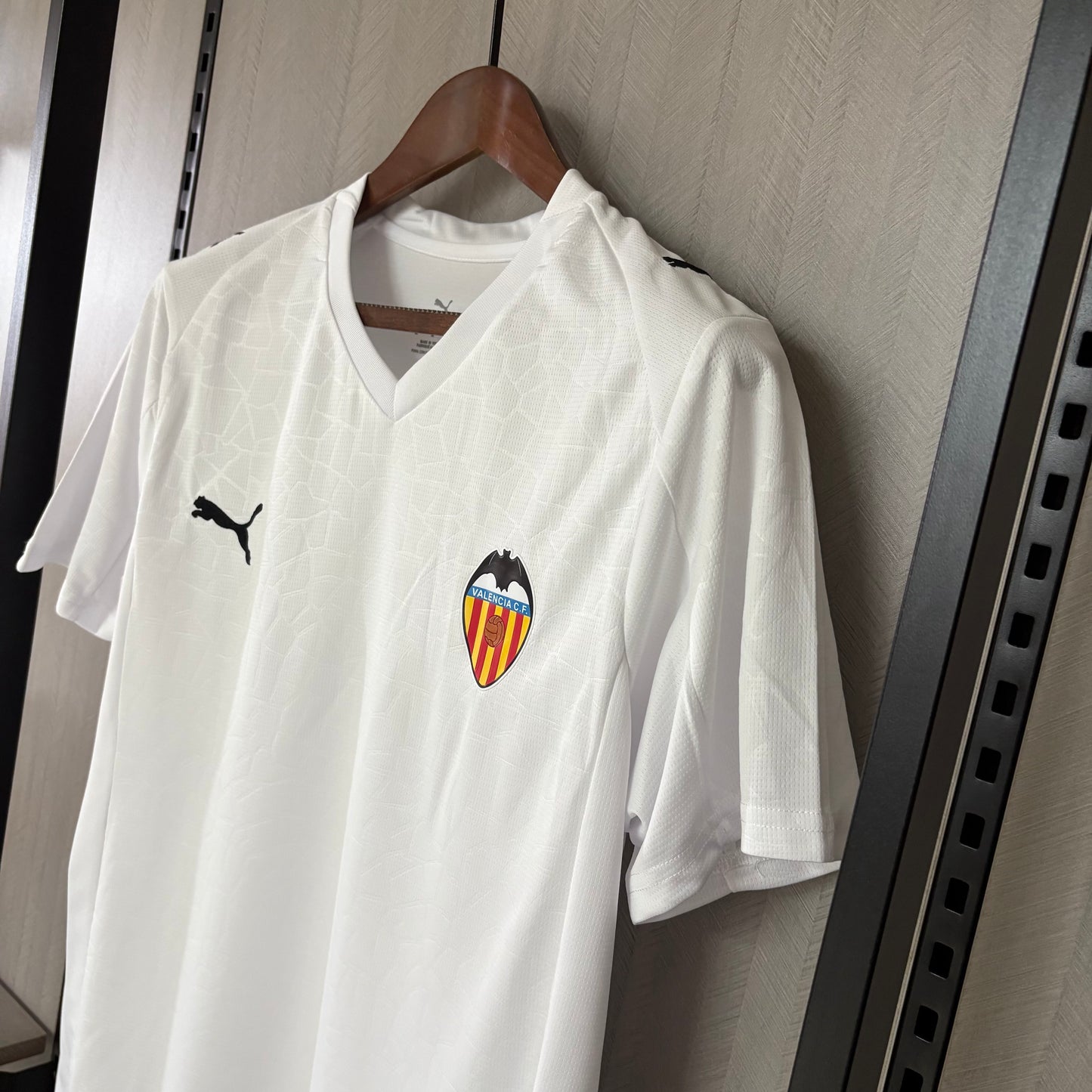 Camisa Valencia 1 - 2025/26