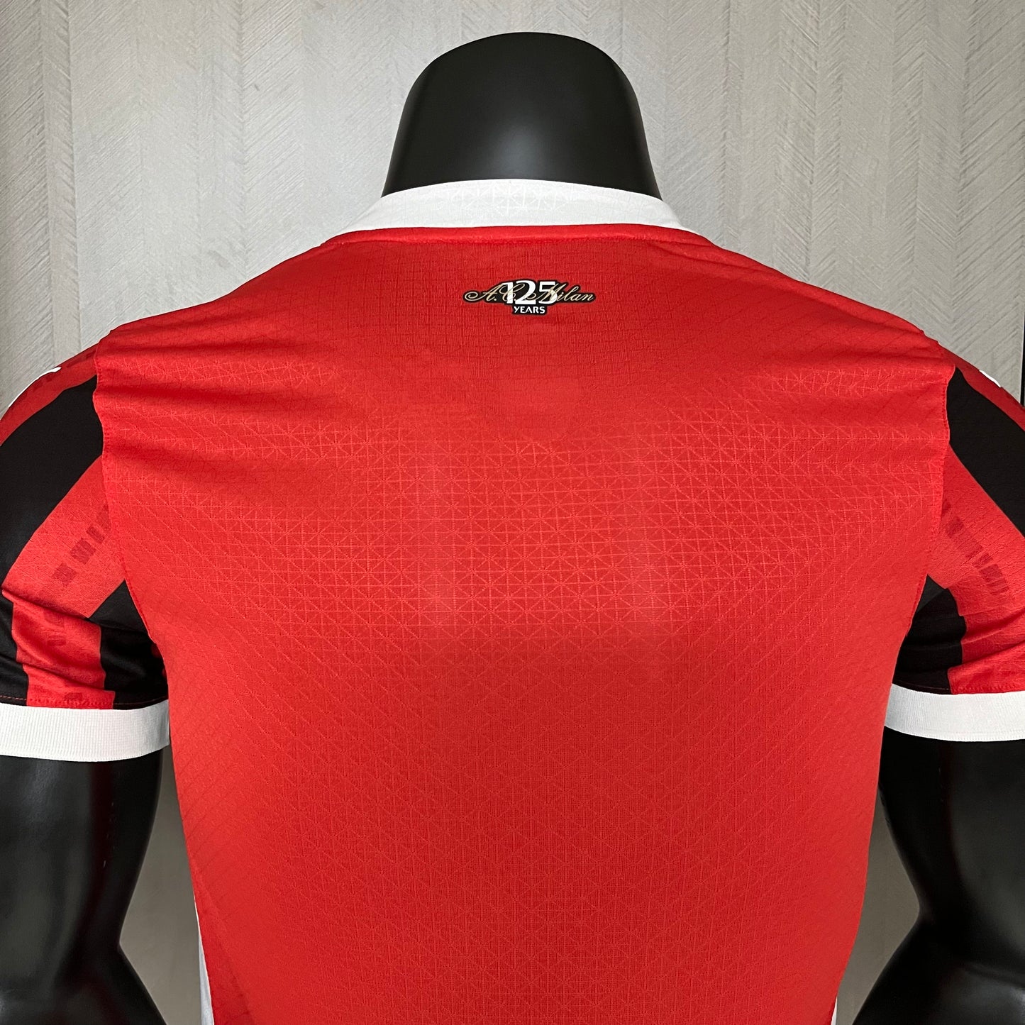 Camisa Milan 1 - Modelo Jogador - 2024/25