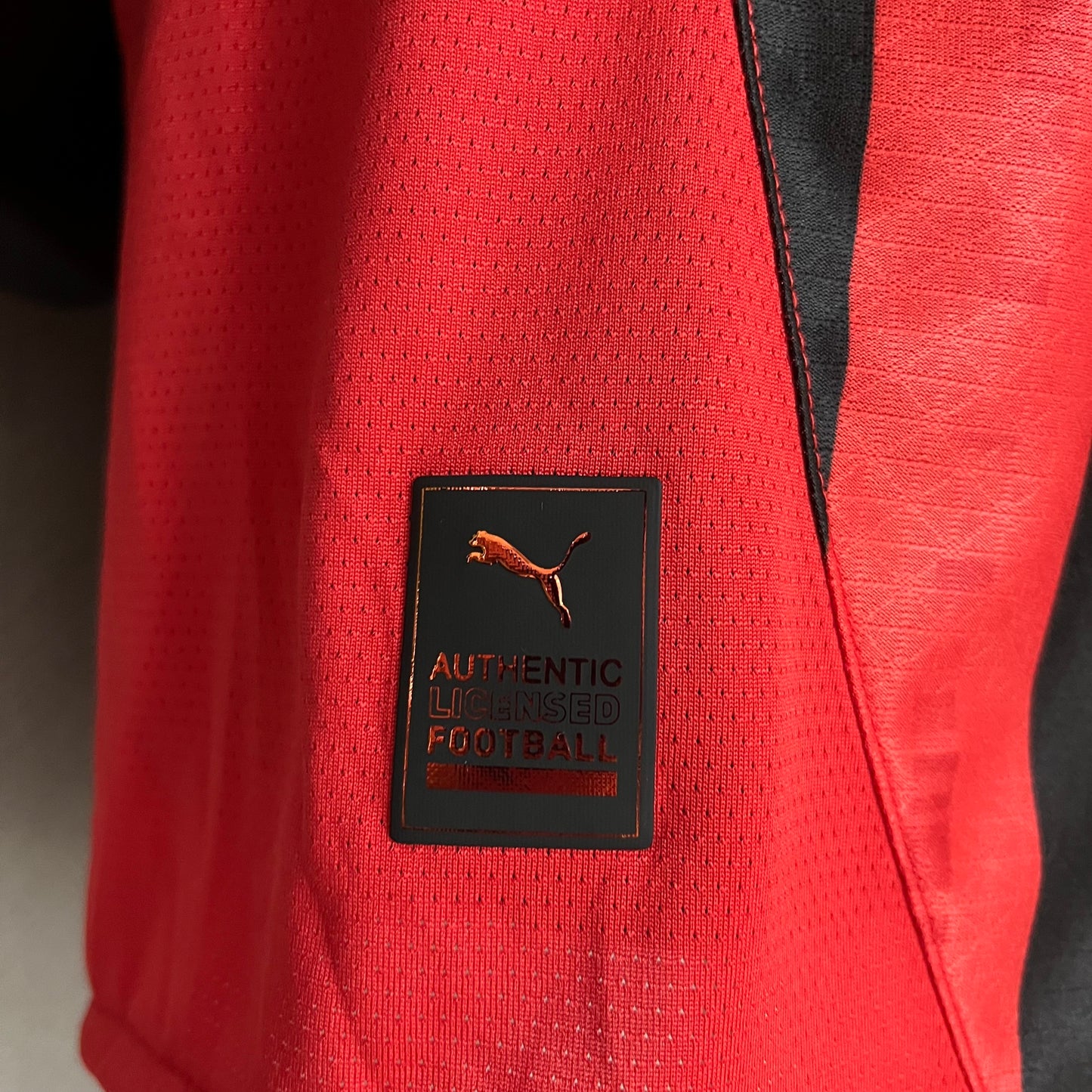 Camisa Milan 1 - Modelo Jogador - 2024/25