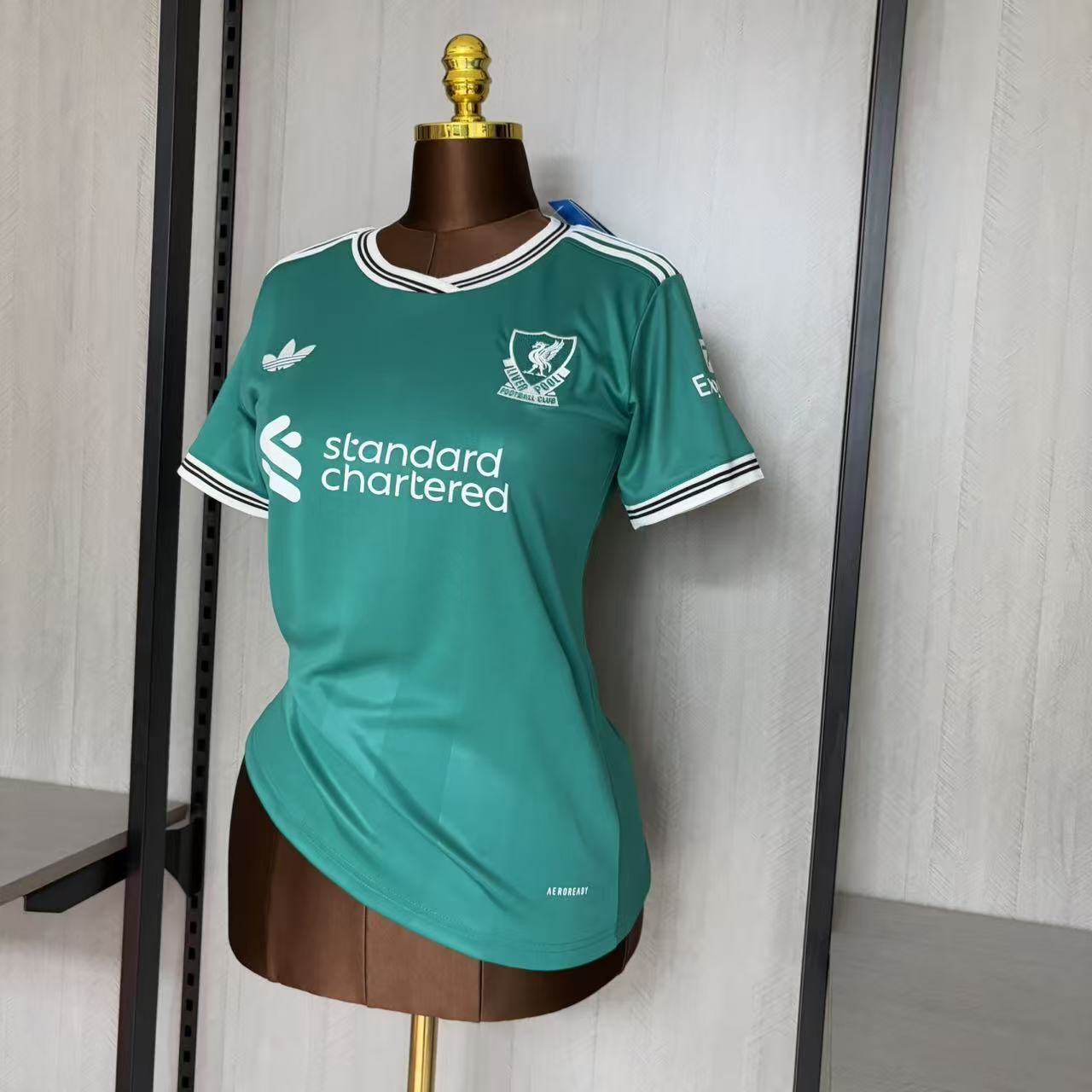 Camisa Liverpool 3 - Feminina - 2025/26