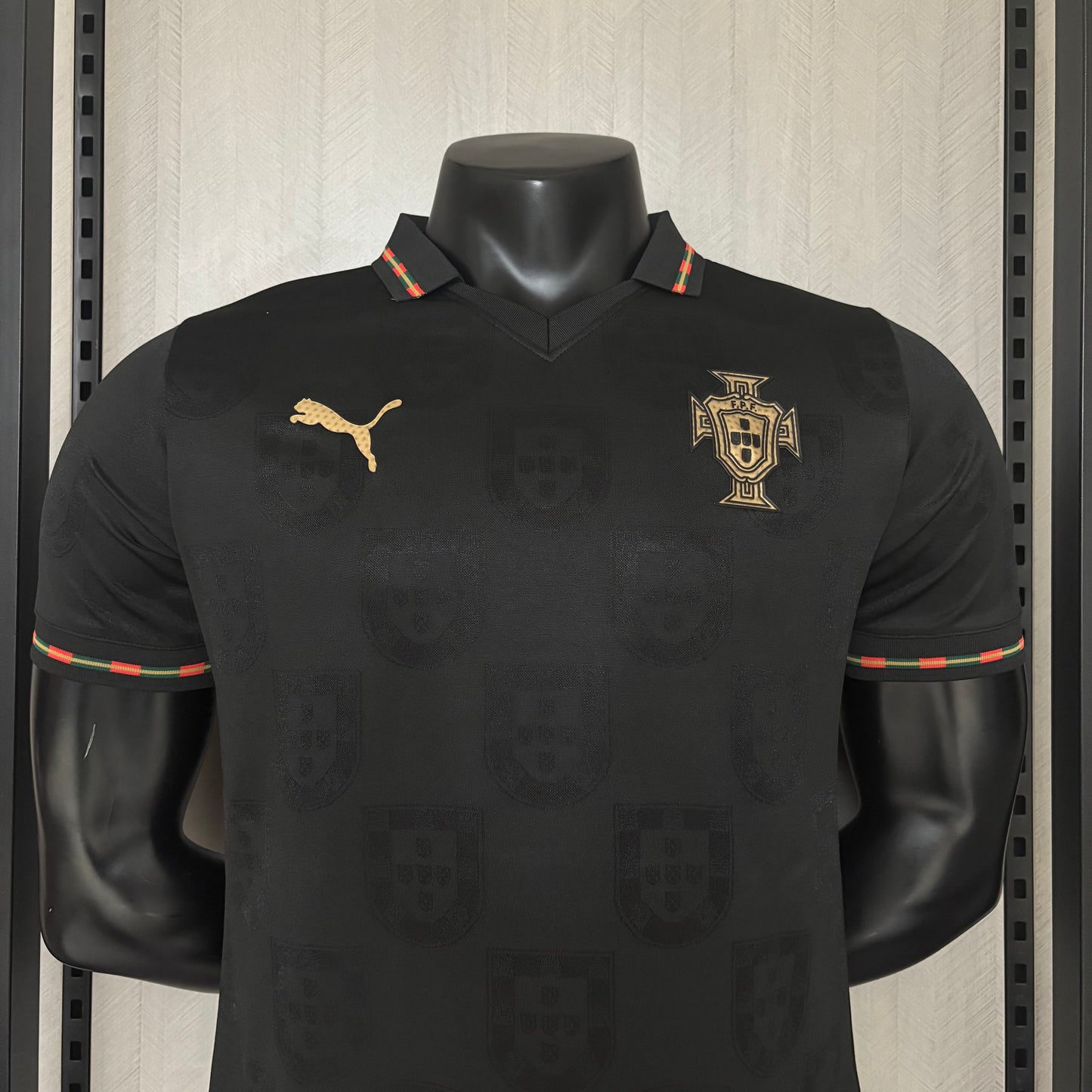 Camisa Portugal Black Edition - Modelo Jogador - 2026/27