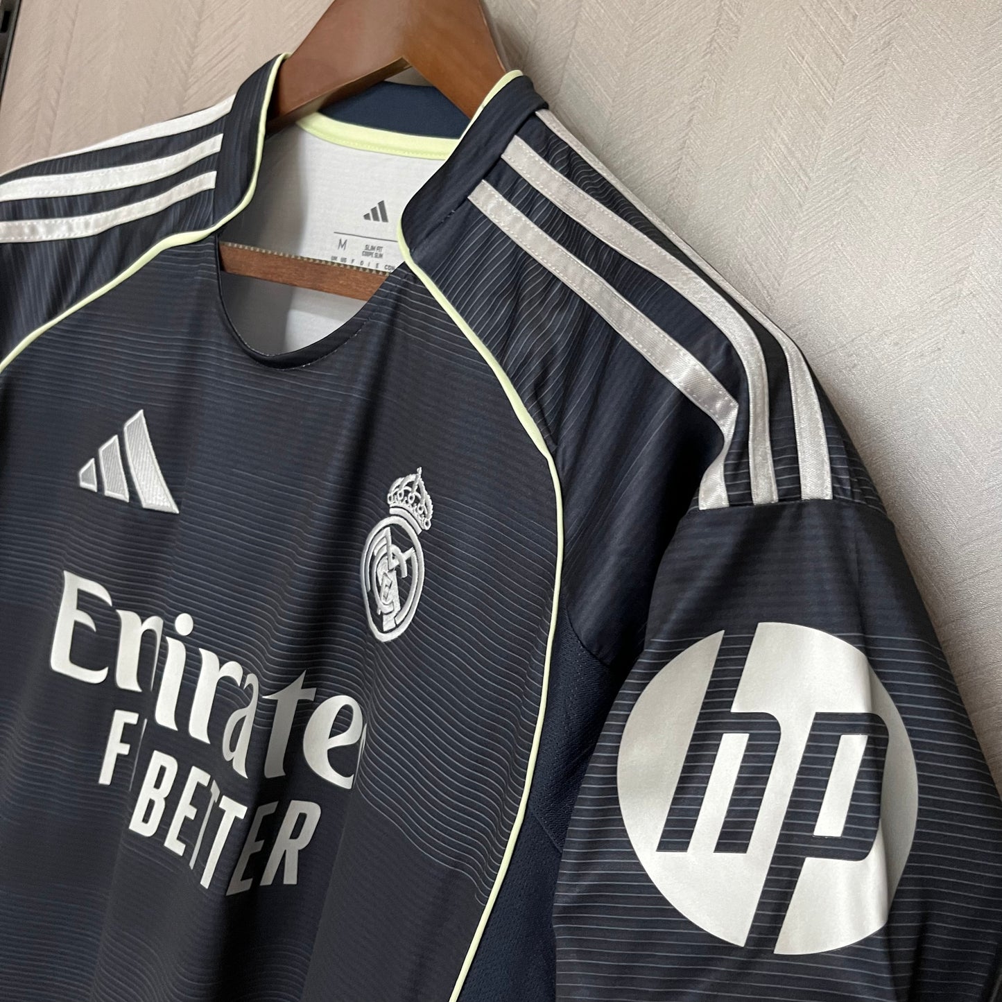 Camisa Real Madrid 2 - 2025/26