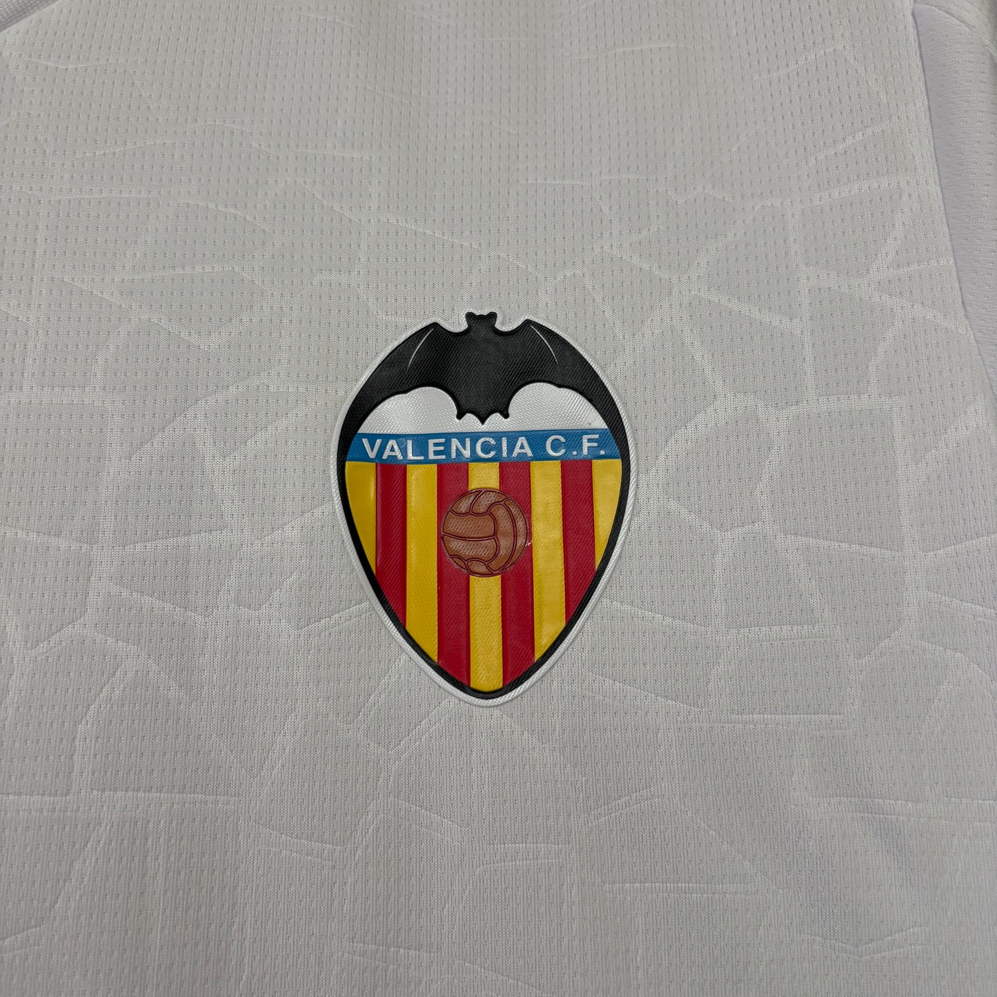 Camisa Valencia 1 - 2025/26