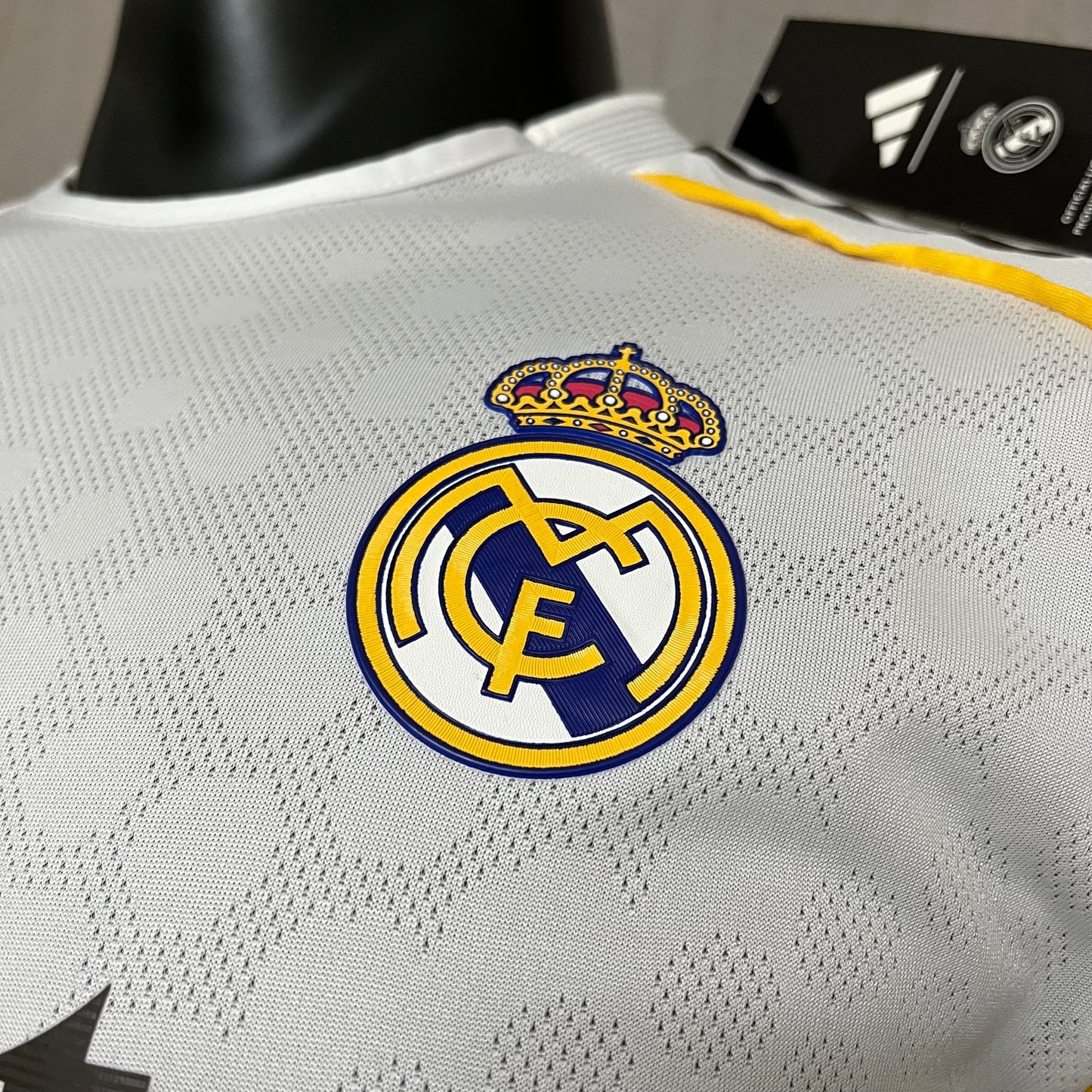 Camisa Real Madrid 1 - Modelo Jogador - 2025/26