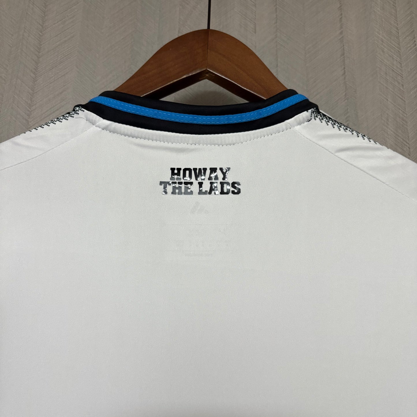 Camisa New Castle 1 - 2025/26