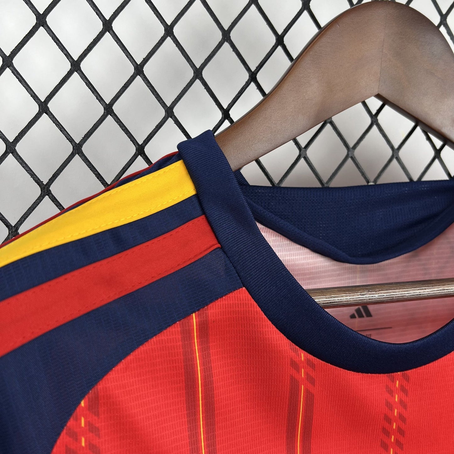 Camisa Espanha 1 - Feminina - 2026/27