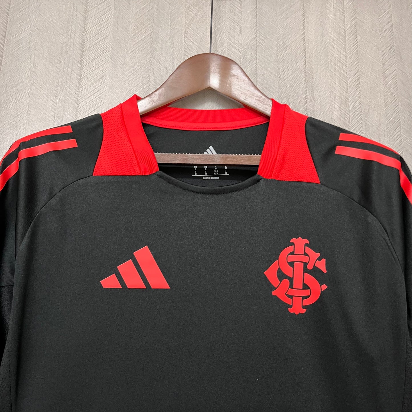 Camisa Internacional Treino - 2025/26