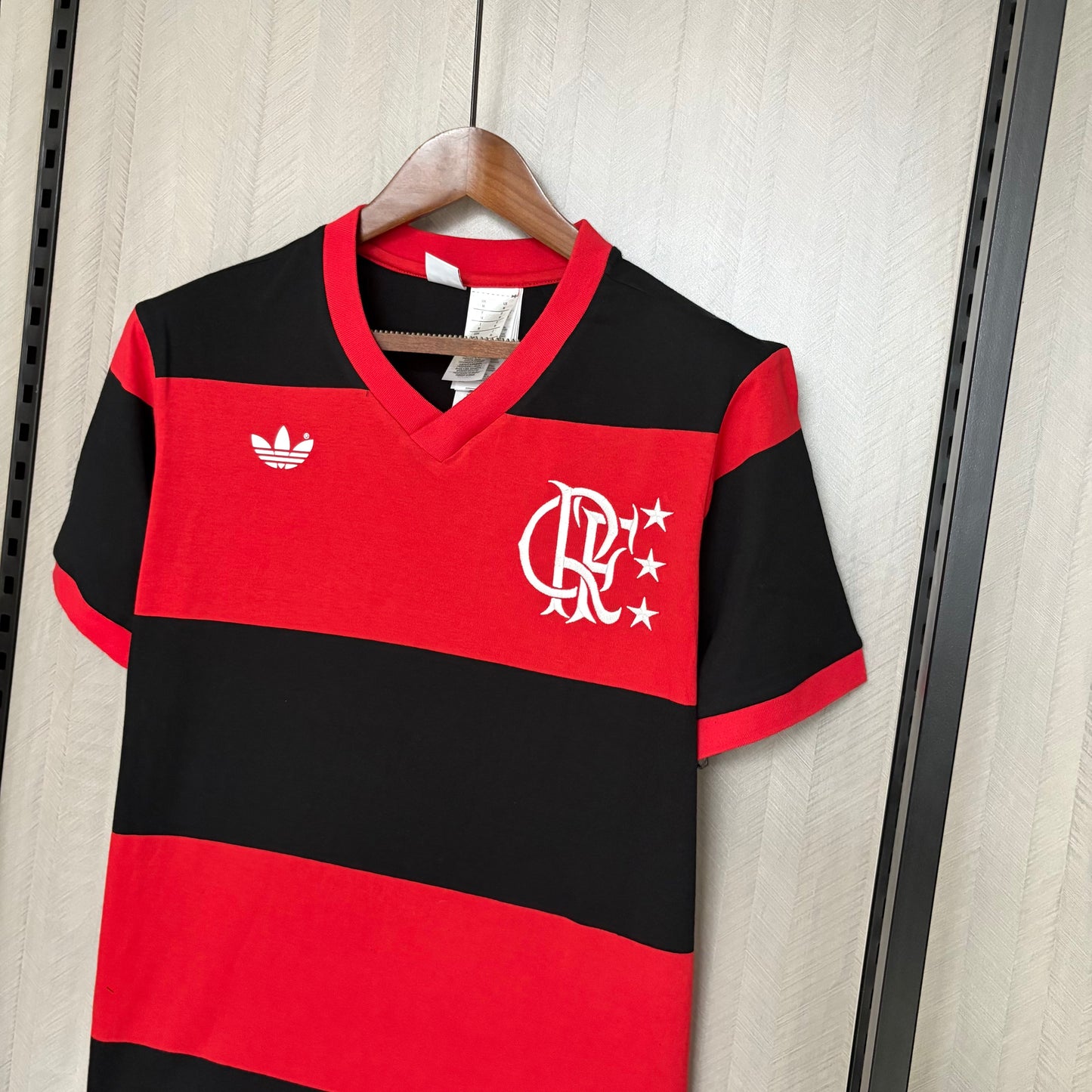 Camisa Flamengo - Estilo Retrô 1982 - 2025/26