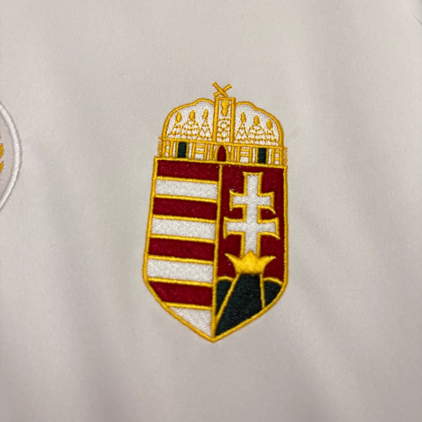 Camisa Hungria 2 - 2026/27