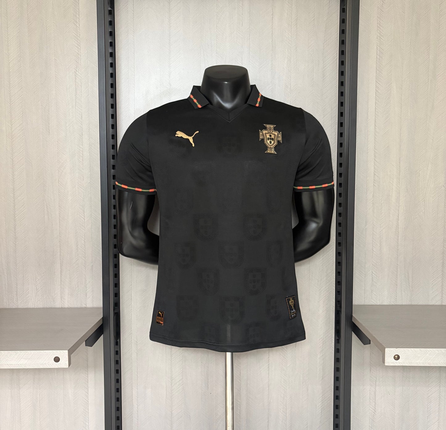 Camisa Portugal Black Edition - Modelo Jogador - 2026/27