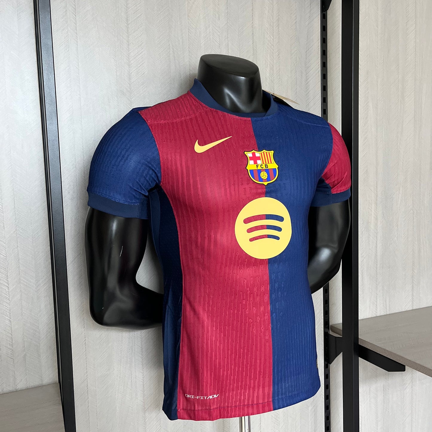 Camisa Barcelona 1 - Modelo Jogador - 2024/25