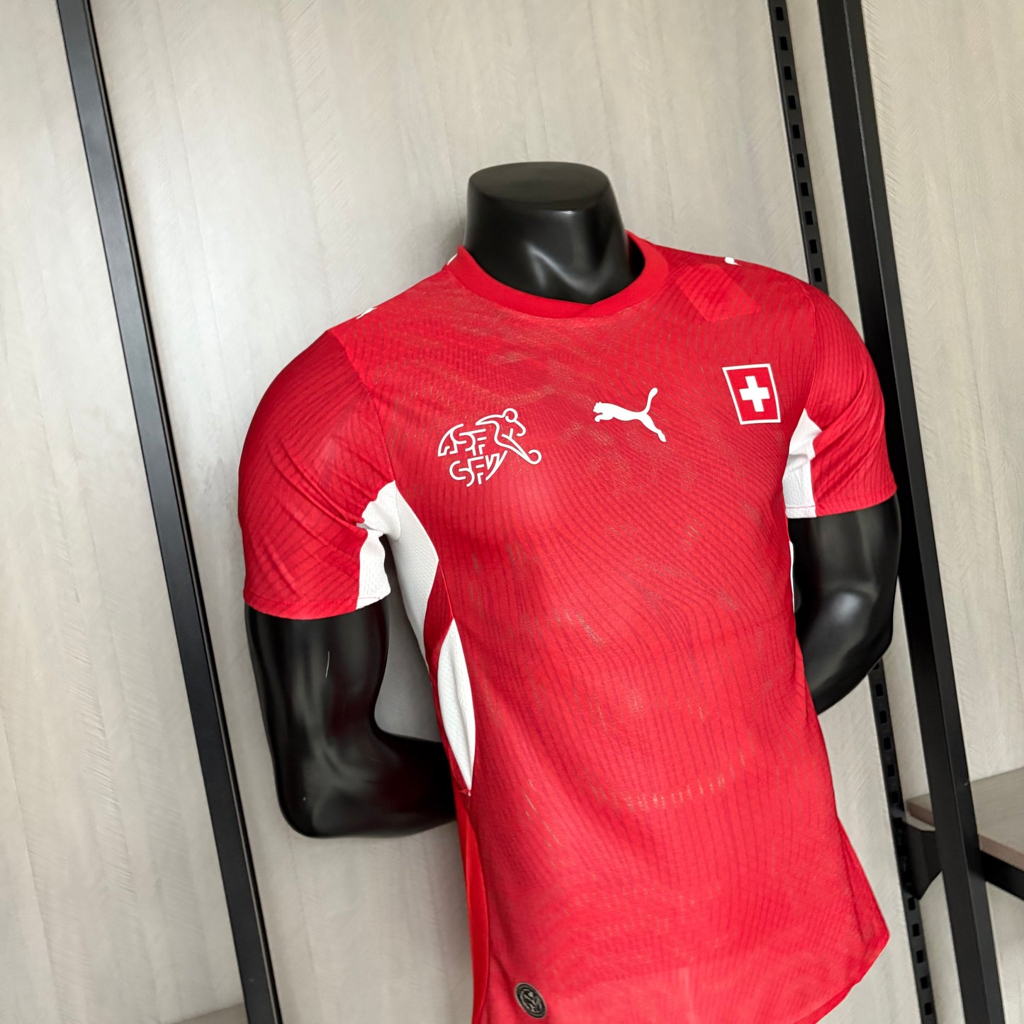 Camisa Suíça 1 - Modelo Jogador - 2026/27