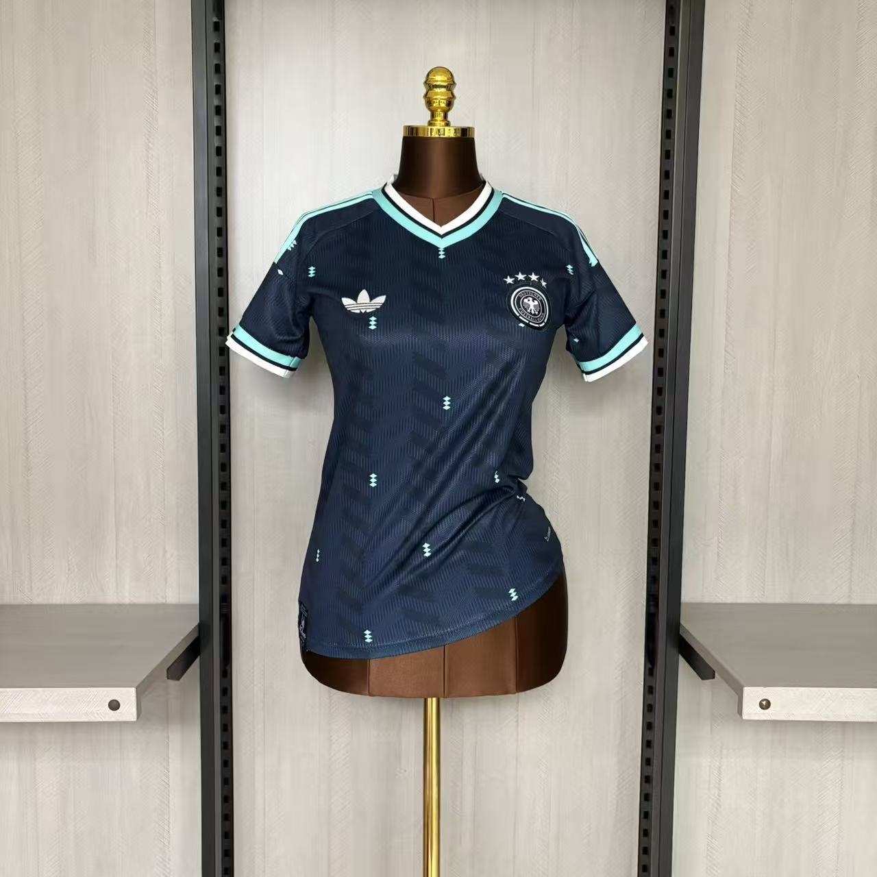 Camisa Alemanha 2 - Feminina - 2026/27