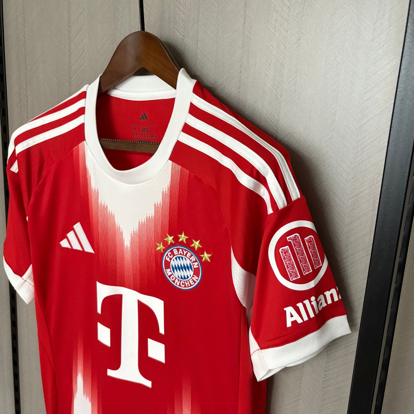 Camisa Bayern de Munique 1 - 2025/26