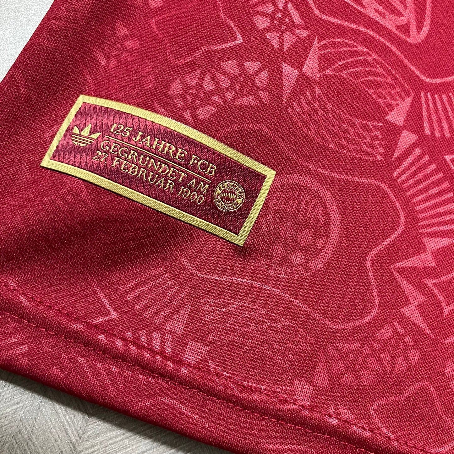 Camisa Bayern de Munique - 125 anos - 2025/26