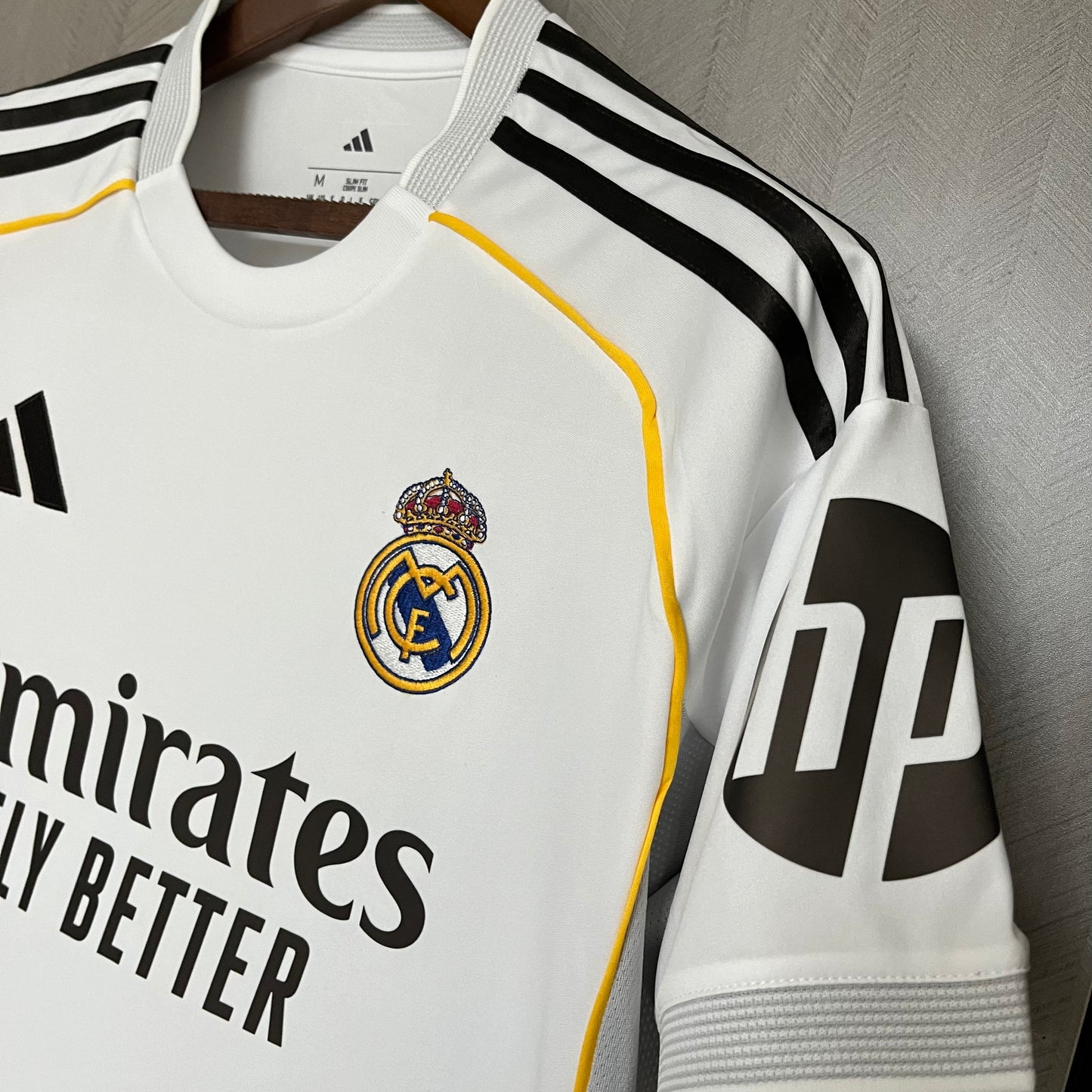 Camisa Real Madrid 1 - 2025/26