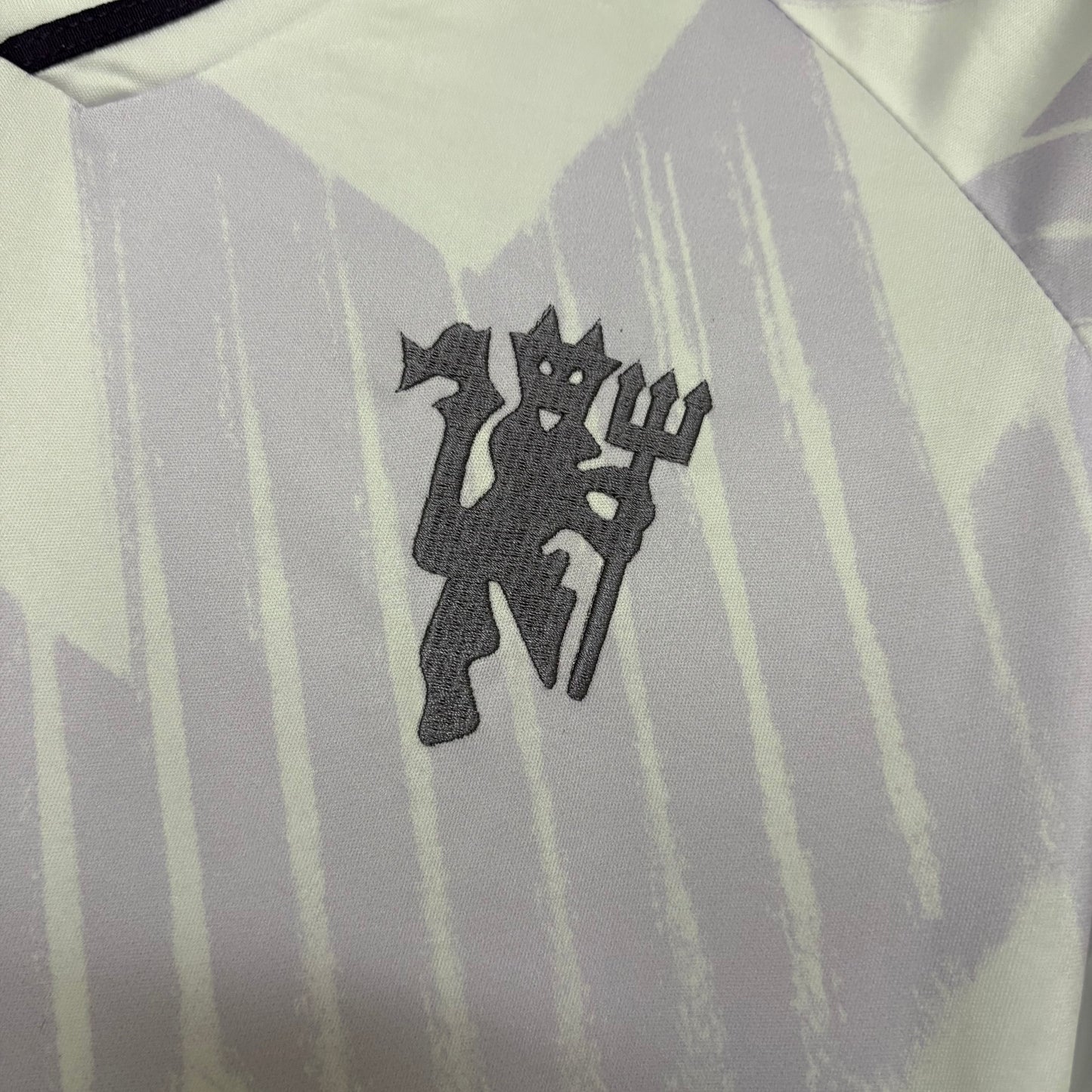 Camisa Manchester United 2 - 2024/25