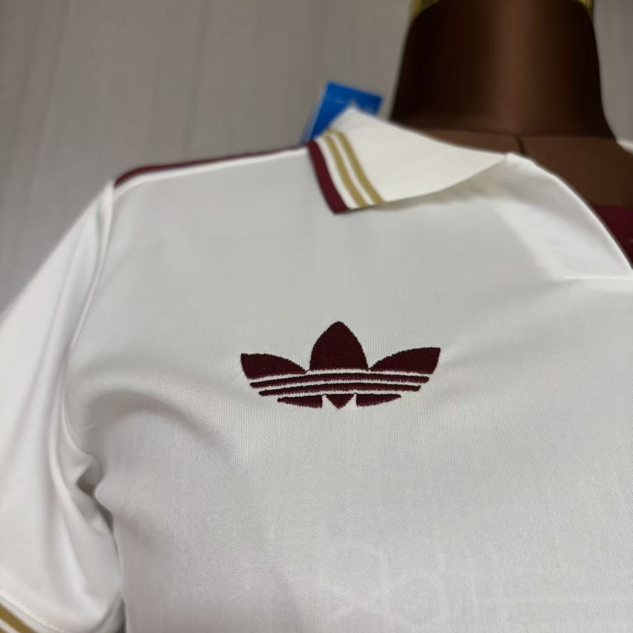 Camisa Arsenal 3 - Feminina - 2025/26