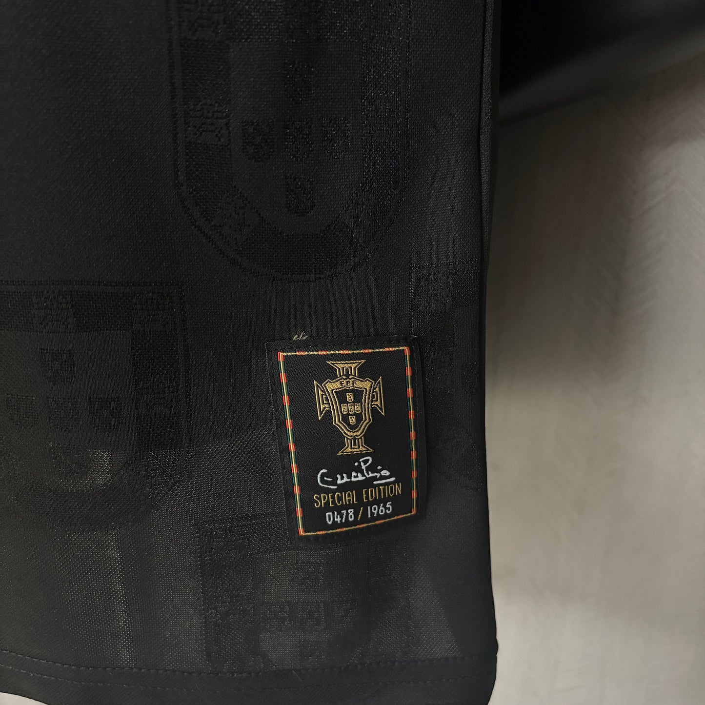 Camisa Portugal Black Edition - Modelo Jogador - 2026/27