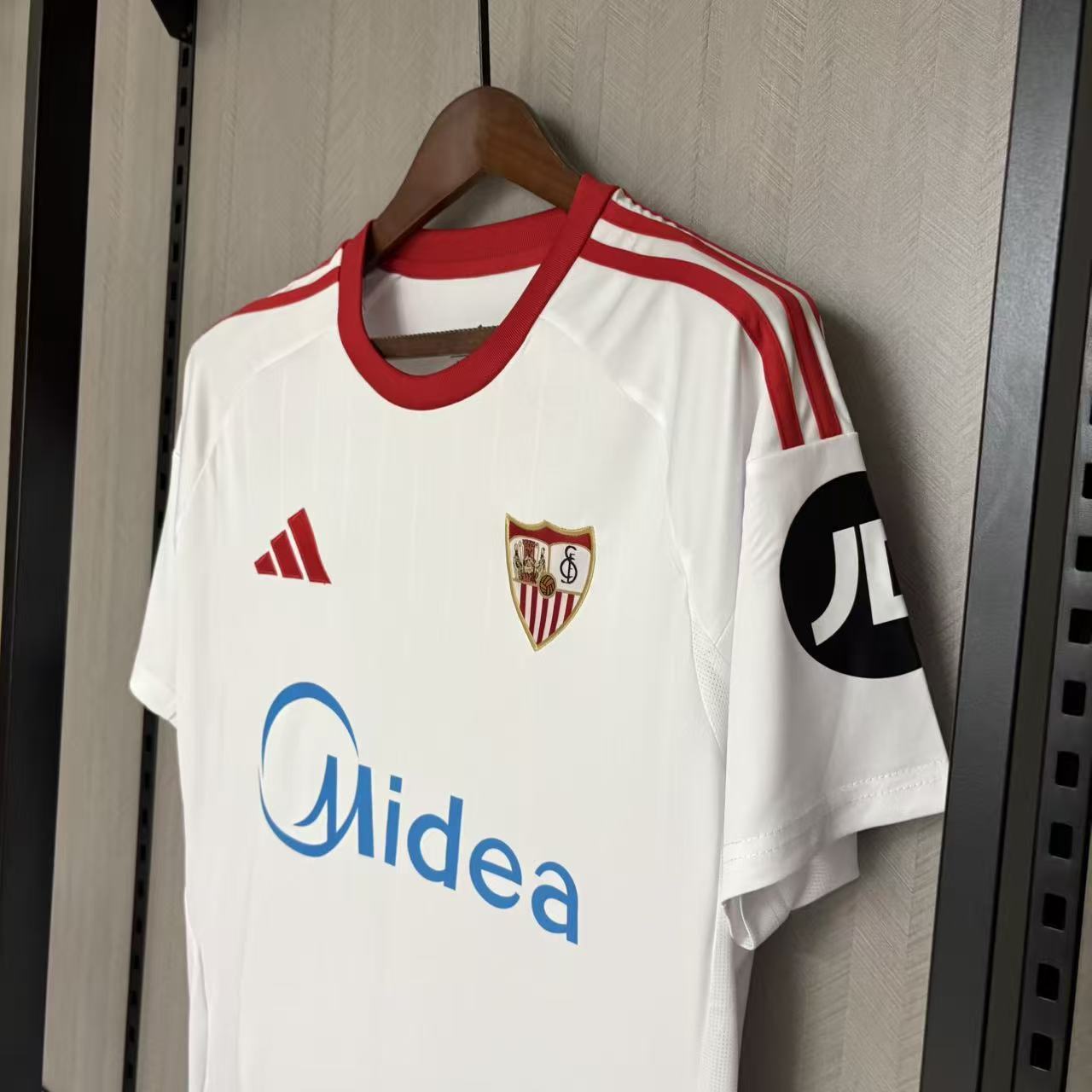 Camisa Sevilla 1 - 2025/26