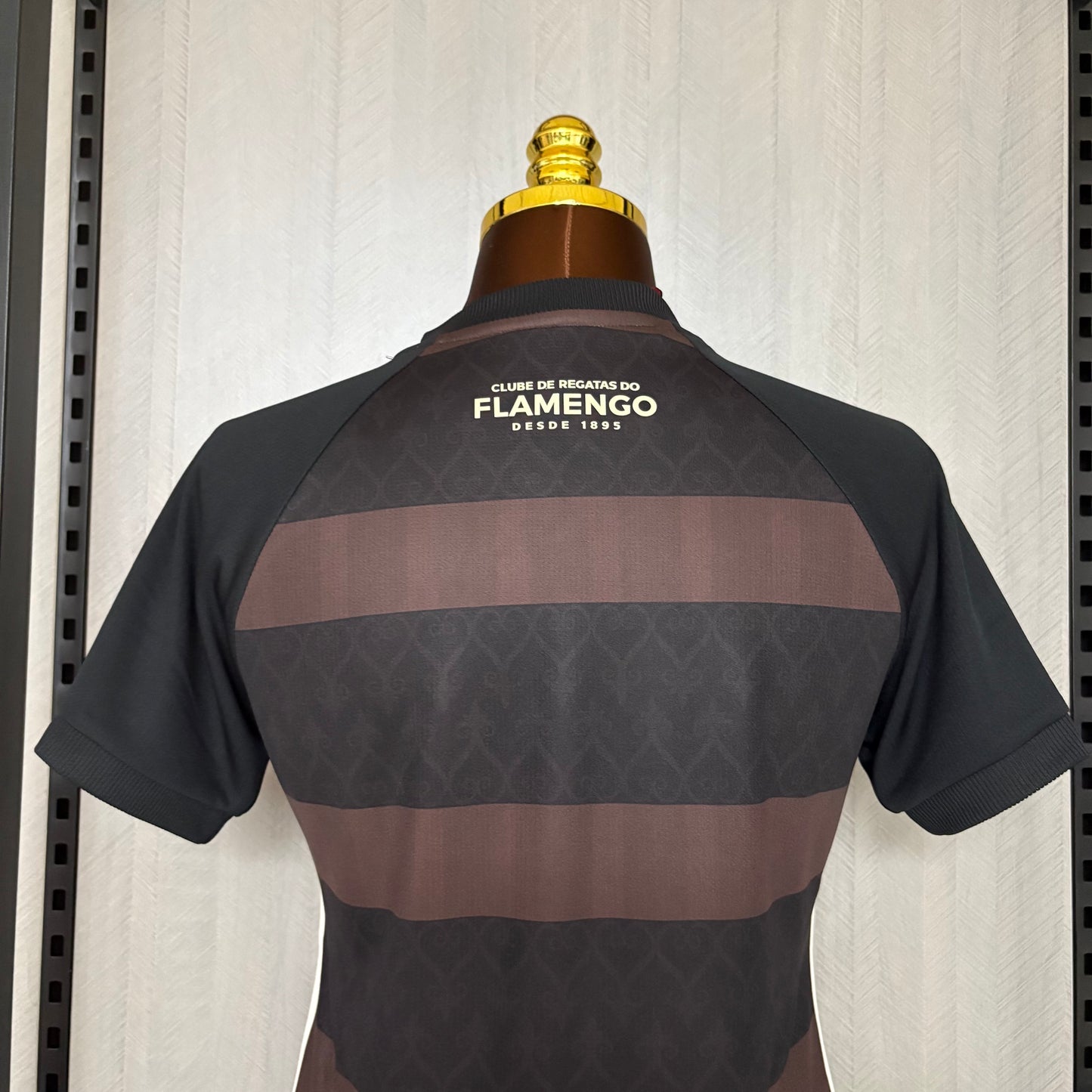 Camisa Flamengo Novembro Negro - Feminina - 2025/26