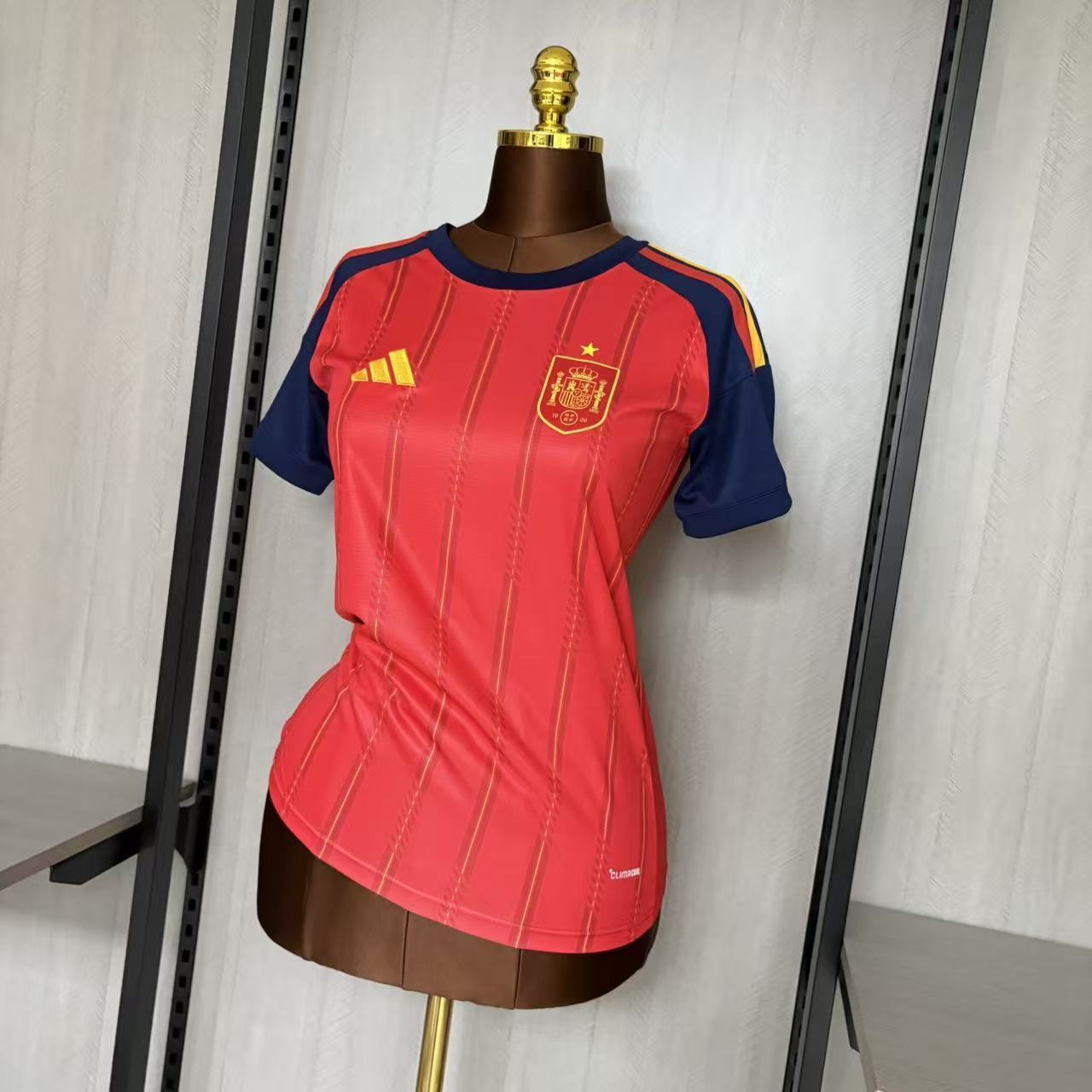 Camisa Espanha 1 - Feminina - 2026/27