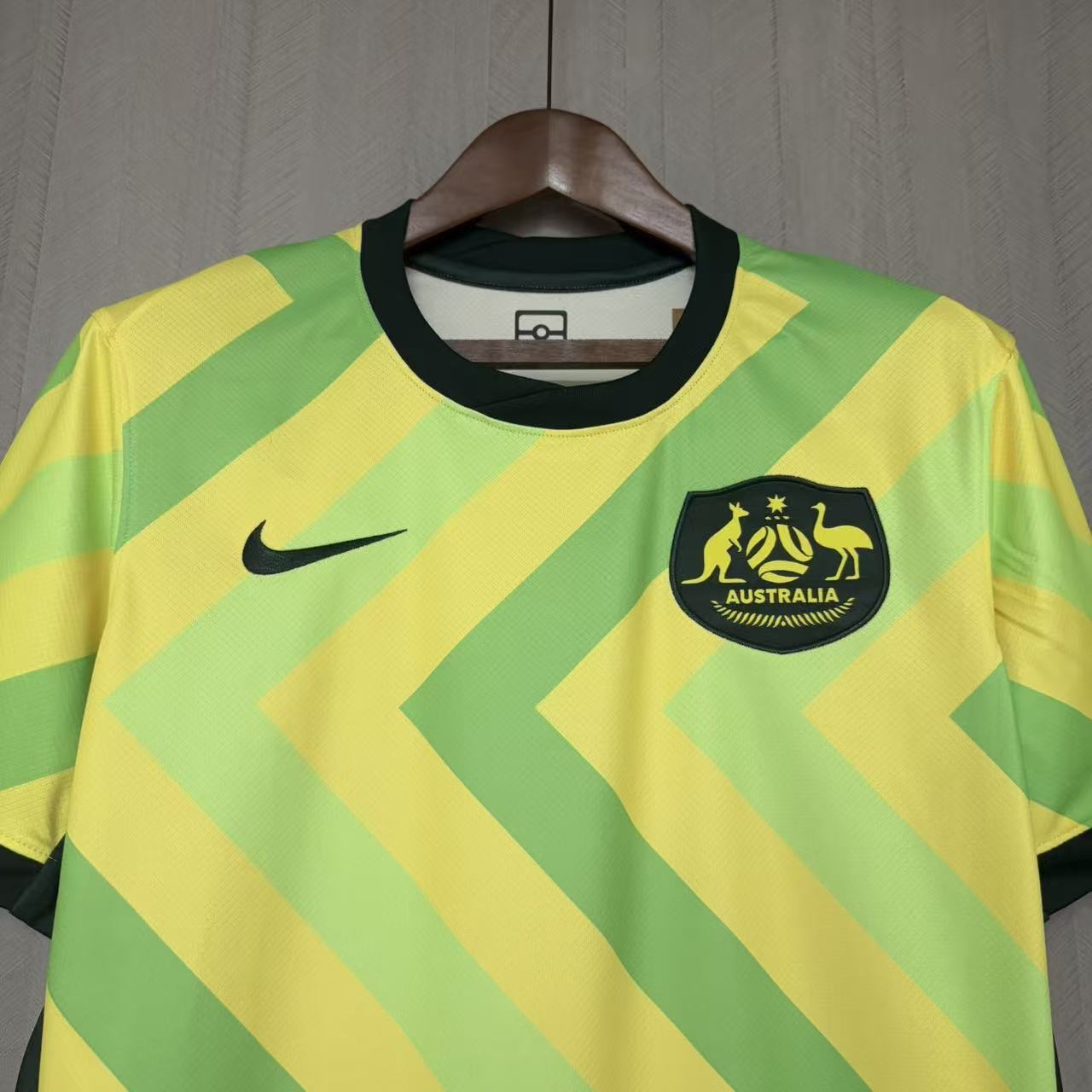 Camisa Austrália 1 - 2025/26